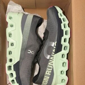 On Running Women's Cloudrunner Mint Gray with Pink Accents